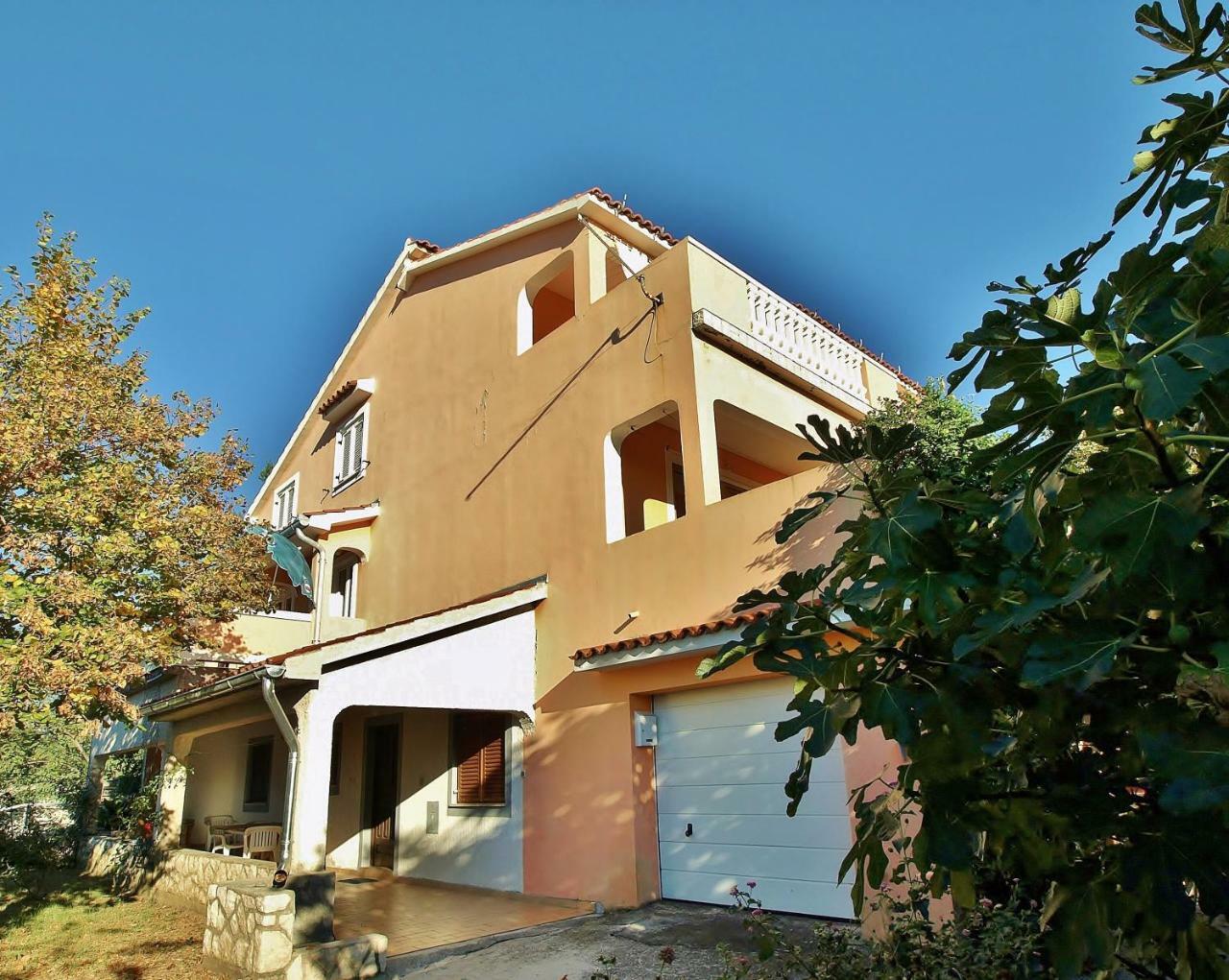 Feniks Apartmani ロパール エクステリア 写真